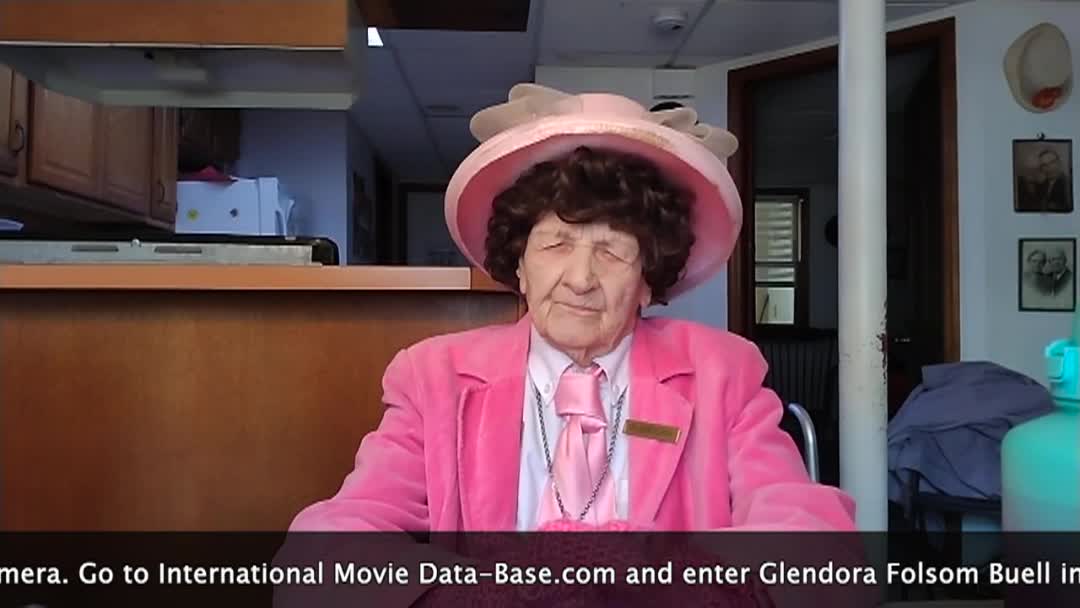 A Chat With Glendora